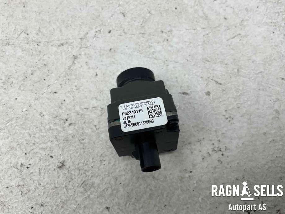 Parkeringskamera bak til Volvo XC60 2017-->> (Type II) (32340119|)