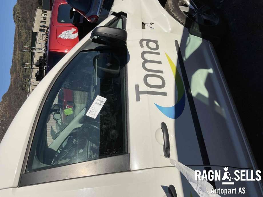Dør høyre foran til VW Caddy, 2015-2020 (Type III, Fase 3) (2K5 831 056)