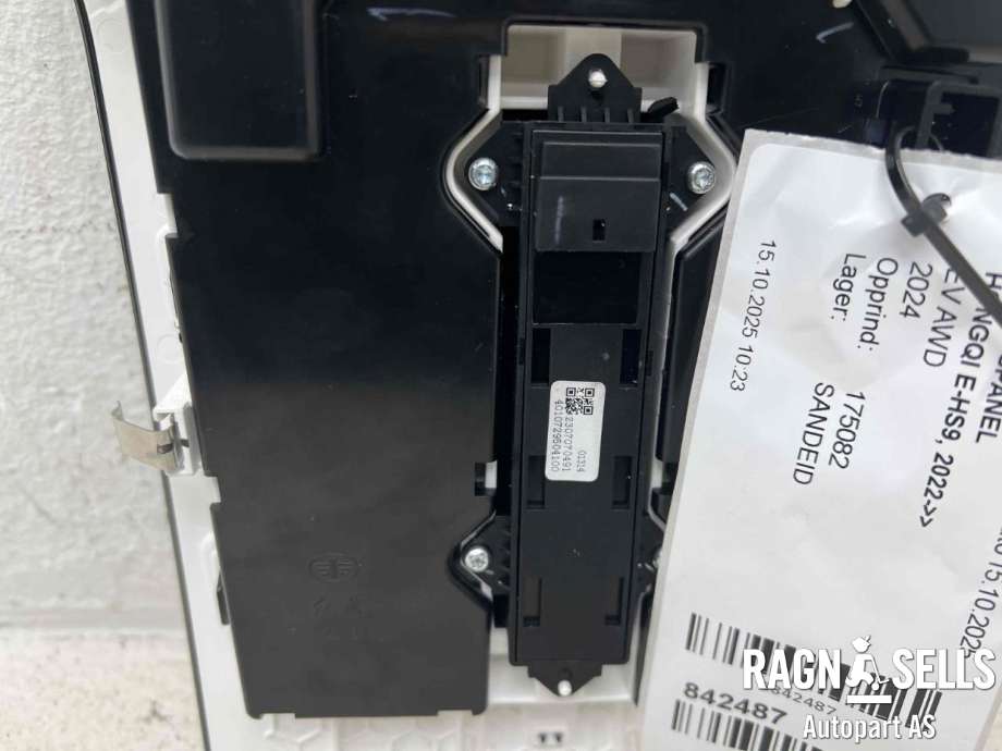 Taklyspanel til Hongqi E-HS9 2022-->>  (3714155-DB01-A|62127001|)