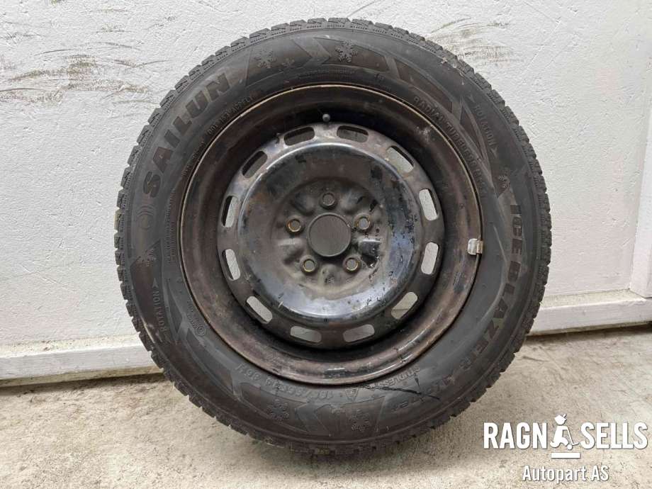 Hjulsett stål vinter til Toyota Carina E 1992-1997 (SAILUN|5X100/ET45/54.1|185/65R14|)