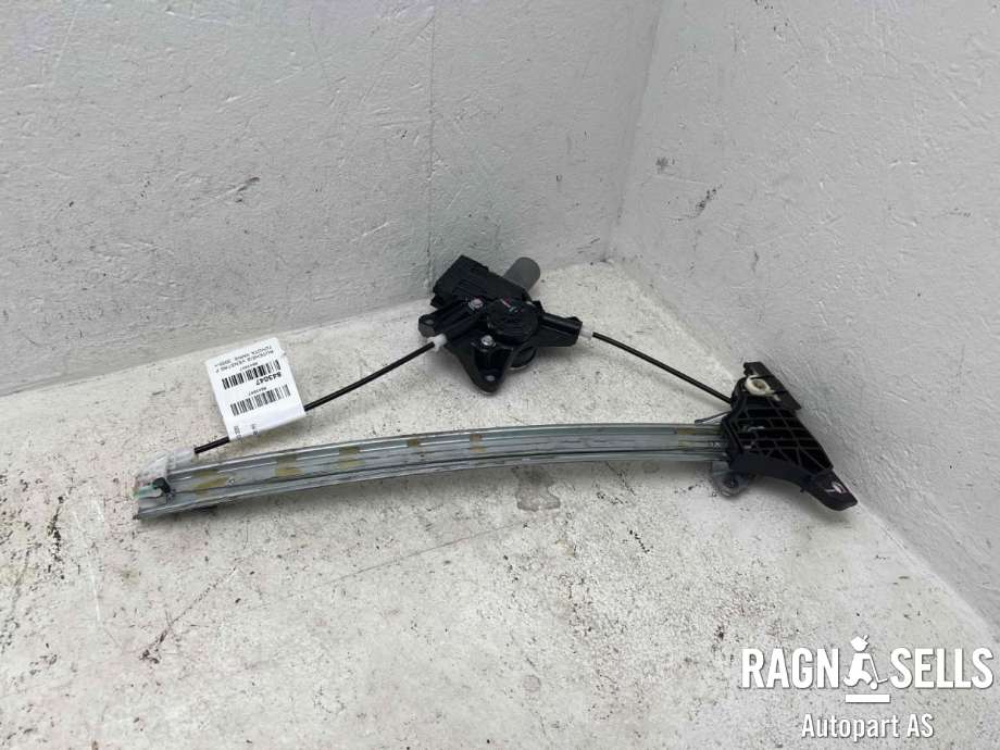 Ruteheis venstre foran til Toyota Yaris 2020-->> (Type IV) (698200D630|0620208580|)