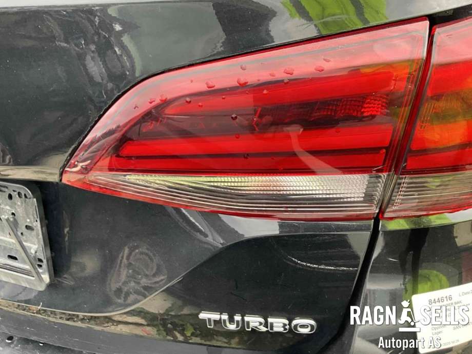Baklykt høyre indre til Opel Astra K 2015-->> (13427509|39032041|)