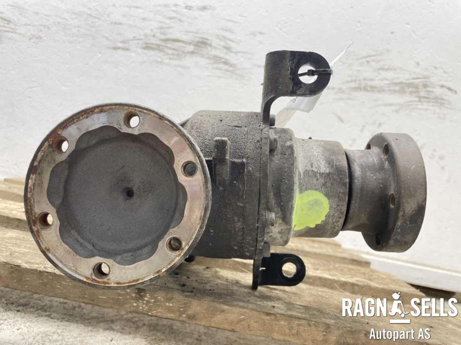Kardang klokke foran til Mercedes Vito/Viano 2010-2014 (Fase 2) (W639) (W639) (A 639 330 04 02|)