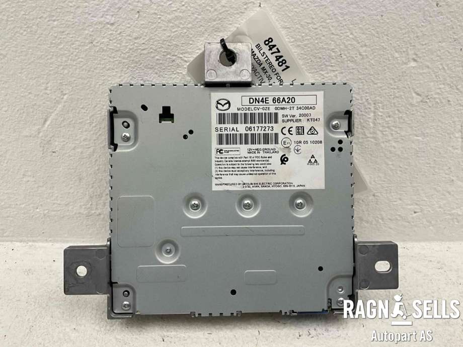 Bilstereo forsterker til Mazda MX-30 2020-->>  (DN4E66A20|0DMH-2T3400AD|)