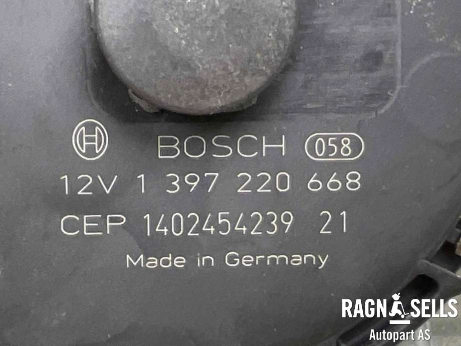 Viskermotor frontrute komplett m/overføring til Volvo XC60 2014-2017 (Type I, Fase 2) (BOSCH|31333454|3397021530|1397220668)