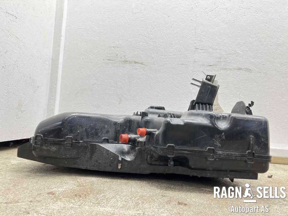 AdBlue tank til VW Crafter 2016-->> (Type II) (2N0 131 877 T|)
