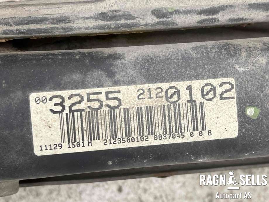 Travers bak til Mercedes E-Klasse 2009-2013 (Fase 1) (W212) (W212) (A 231 350 16 08|A 231 350 55 00|)