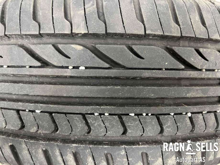Dekk til Opel Combo C 2002-2011  (RADAR|185/60R15|)