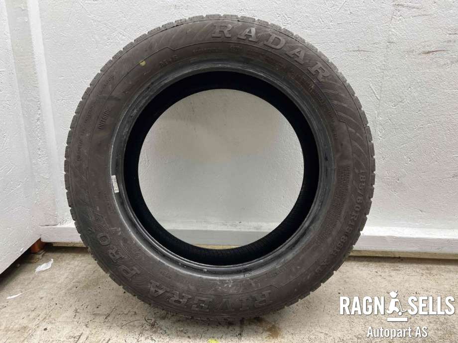 Dekk til Opel Combo C, 2002-2011 (RADAR|185/60R15)
