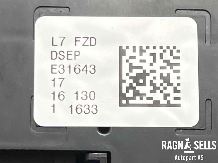 Taklyspanel til BMW M2 2015-2021 (F87) (F87) (61 31 9 312 496|61 31 6 999 744|)