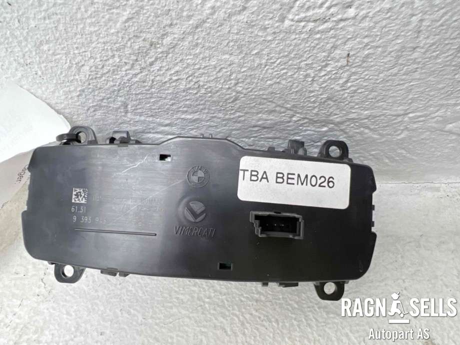 Bryter lys til BMW M2 2015-2021 (F87) (F87) (61 31 6 847 508|61319393943-02|)