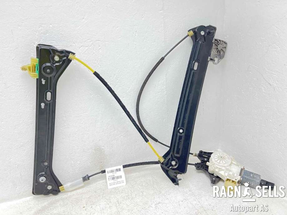 Ruteheis høyre foran til BMW M2 2015-2021 (F87) (F87) (51 33 7 292 120|67 62 7 046 032|)
