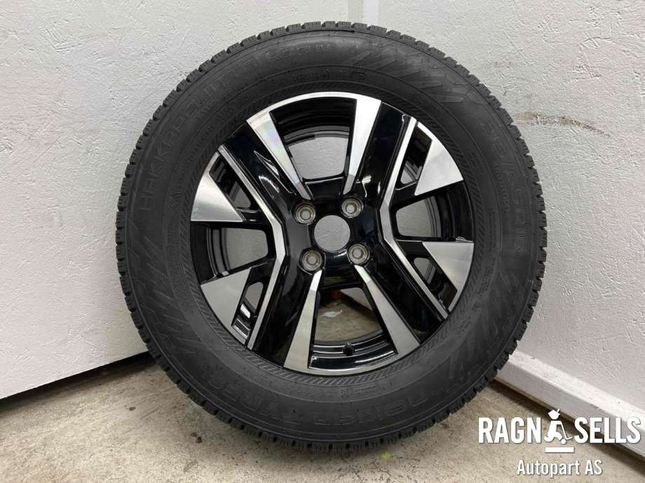 Hjulsett aluminium vinter til Peugeot e-2008 2019-->>  (NOKIAN|4X108/ET32/65.1|215/65R16|9851282980)