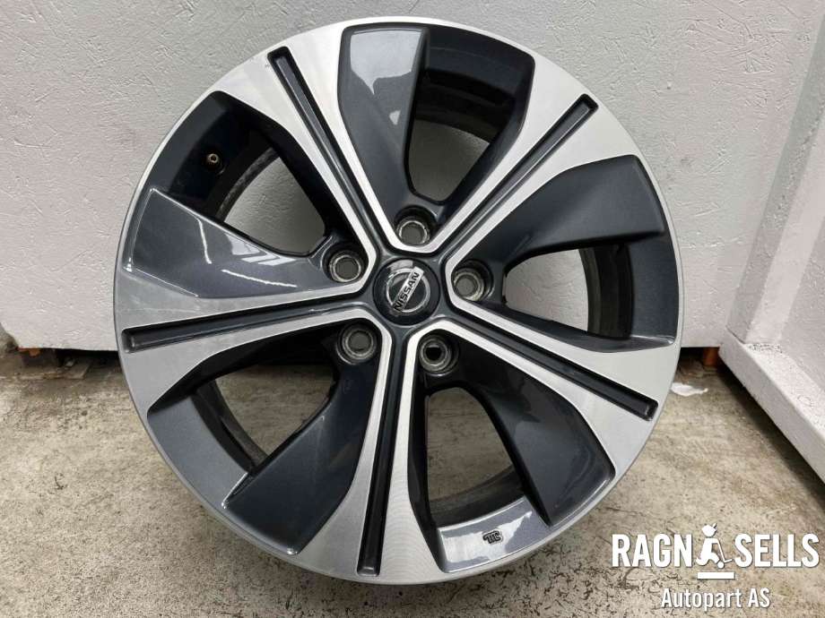 Felgsett aluminium til Nissan Leaf 2018-->> (Type II)  (5X114.3/ET45/66.1|6.5JX17|)