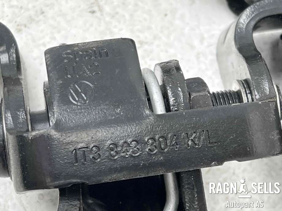 Dørhengsel til VW ID.BUZZ 2022-->>  (1T3 843 436 D|1T3 843 304 K|1T3 843 398 B)