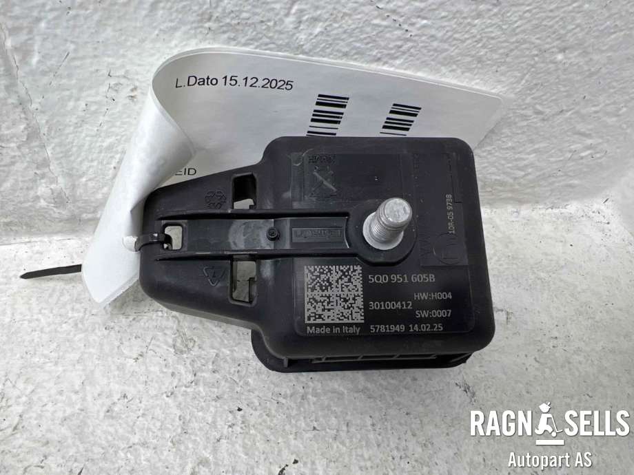 Alarm til VW ID.7 2023-->>  (5Q0 951 605 B|)