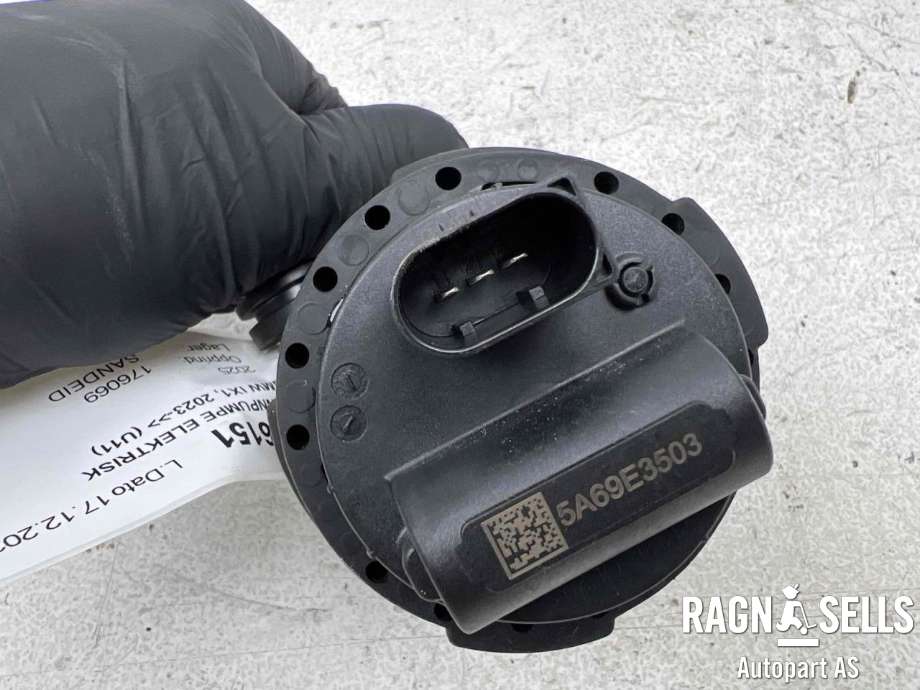Vannpumpe elektrisk til BMW iX1 2023-->> (U11) (U11) (11 51 5 A69 E35|)
