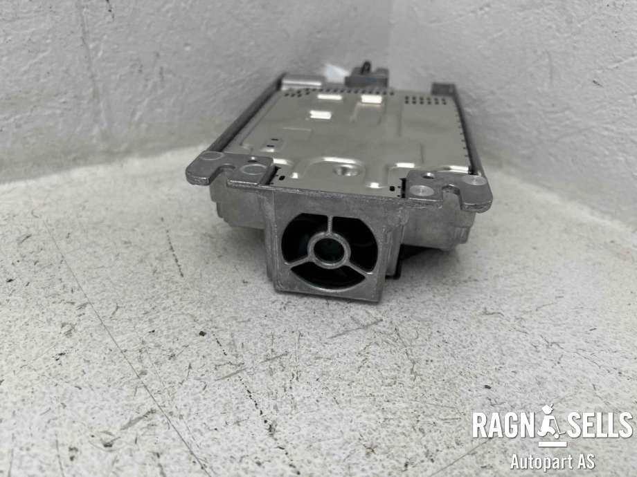 Bilstereo forsterker til BMW iX1 2023-->> (U11) (U11) (65 12 5 B44 D33|)