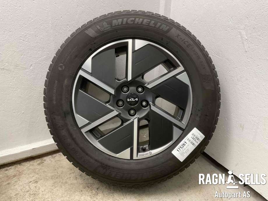 Hjulsett aluminium vinter til Kia EV9 2023-->>  (MICHELIN|5X114.3/ET53.5/67.1|255/60R19|)