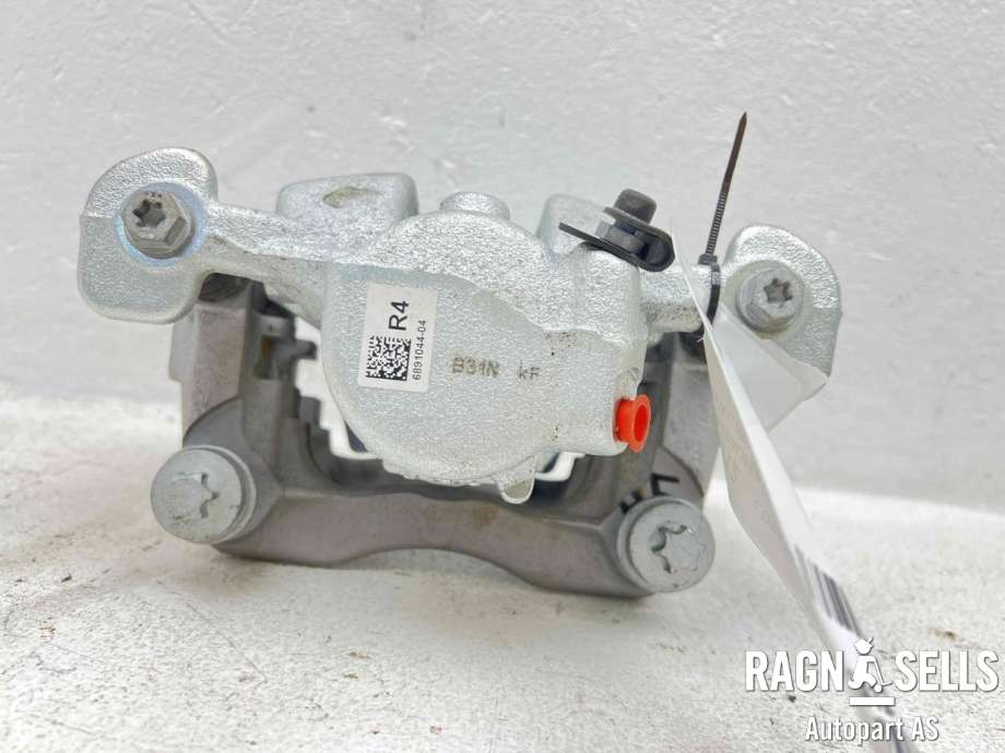 Bremsecaliper høyre foran til BMW iX1 2023-->> (U11) (U11) (34 10 8 837 098|)