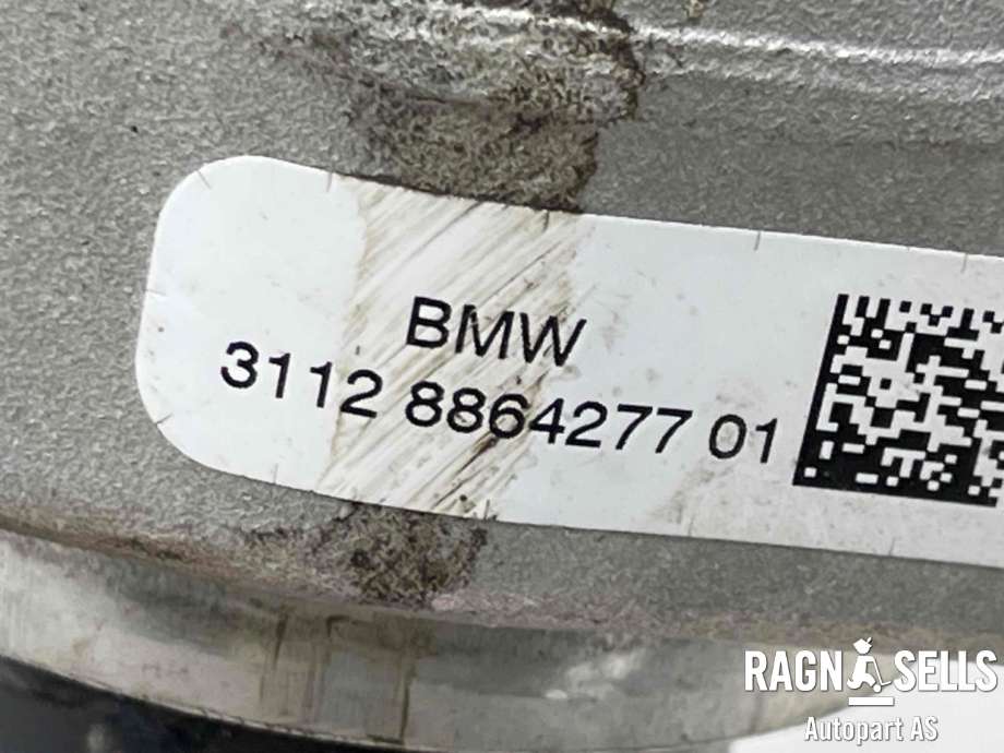 Bærebru venstre foran nedre til BMW iX1 2023-->> (U11) (U11) (31 10 8 846 543|)