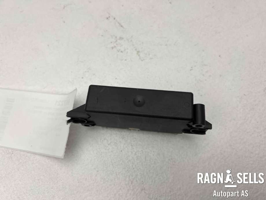 Styreenhet parkering til VW Caddy 2015-2020 (Type III, Fase 3) (VALEO|1K8 919 465 A|5Q0919283|310864)