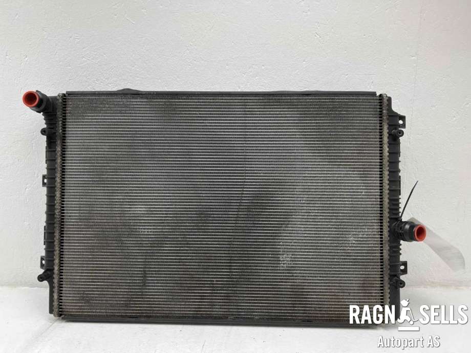 Radiator (manuell gir) til VW Caddy, 2015-2020 (Type III, Fase 3) (5K0 121 251 Q)