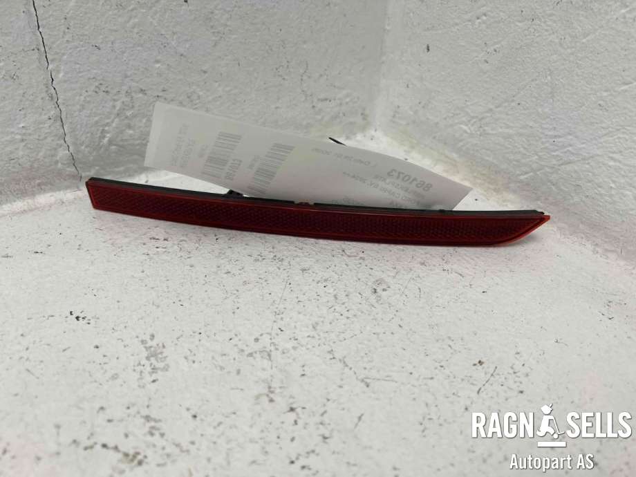 Refleksplate til Ford Capri, 2024-->> (R2KB-13B415-AB)