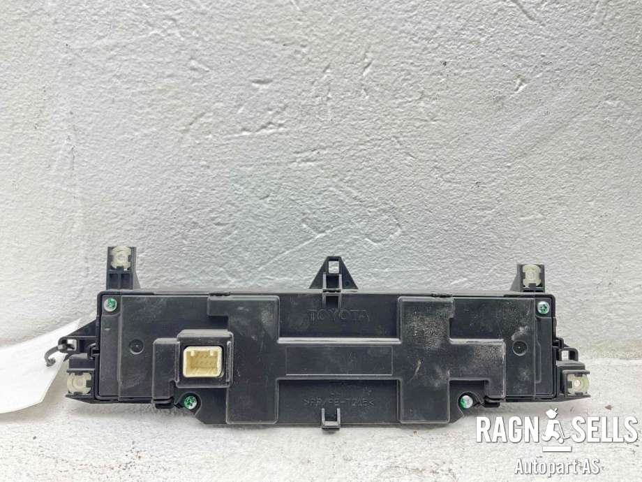 Aircondition kompressor til Toyota Hilux 2016-2020  (883100KB60|)