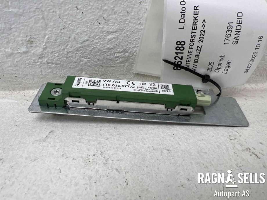 Antenne forsterker til VW ID.BUZZ 2022-->>  (1T3 035 577 C|)