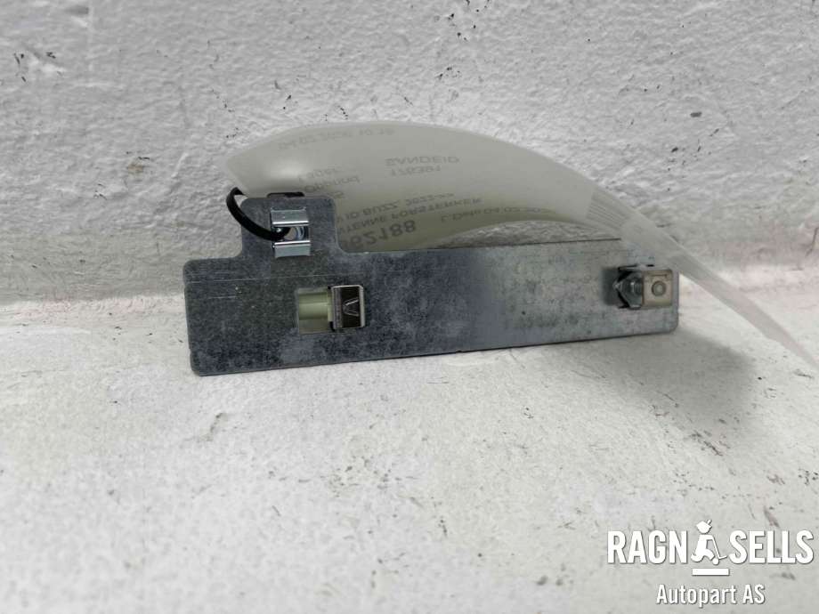 Antenne forsterker til VW ID.BUZZ 2022-->>  (1T3 035 577 C|)