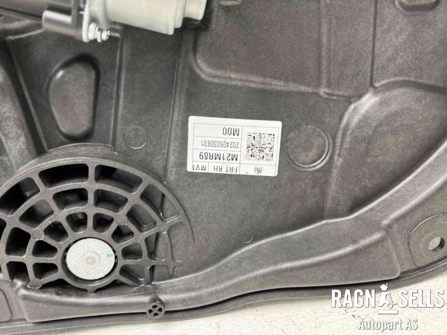 Ruteheis høyre foran til Kia EV9 2023-->>  (|82481HKMV102|95460L2200|M21MR89|82460DO210|82460D0210|95930DO000|95930D0000)