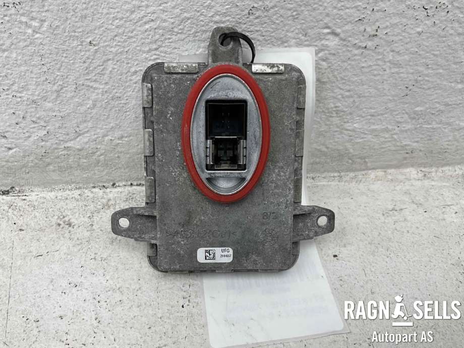 Styreenhet xenon/ballast til Mercedes B-Klasse, electric drive 2014-2018 (W242) (W242) (A 166 900 28 00||130732931215)