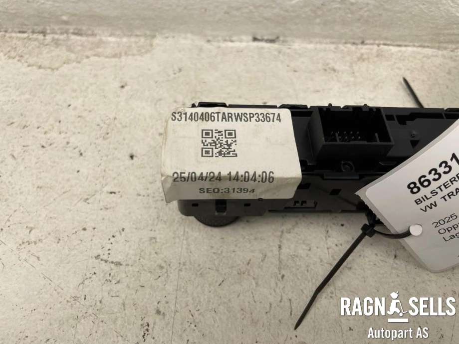 Bilstereo betjeningspanel til VW Transporter / Caravelle 2019-->> (T6.1) (T6.1) (7TG 035 630 AE|S741-18K811-CEW|)