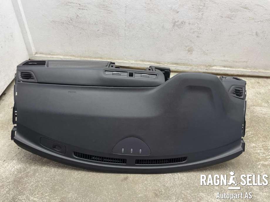Dashbord til Nissan Leaf 2018-->> (Type II)  (682005SH0B|682005SH2B|)