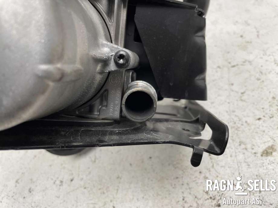 Varmeapparat ekstravarmer til VW Transporter / Caravelle 2019-->> (T6.1) (T6.1) (WEBASTO|7TG 819 001|PZ31-18K463-AA|122R-00 0490)