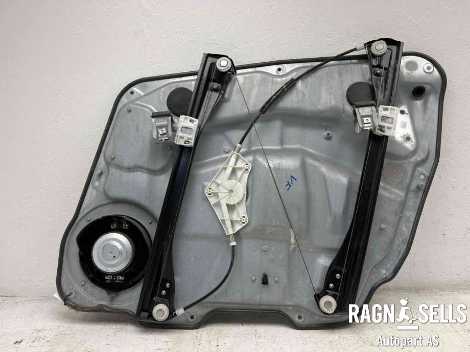 Ruteheis venstre foran til Mercedes GL 2006-2012 (X164) (X164) (A 164 720 15 79|A 251 820 07 42|)
