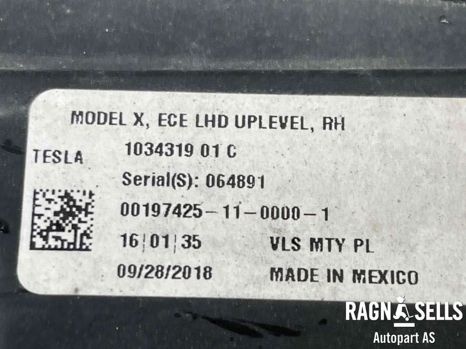 Frontlykt høyre full-LED til Tesla Model X 2016-->>  (1034319-01-C||1034319-00-C|1034319-88-B|1034319-00-D|1034319-00-E|1034319-00-F)