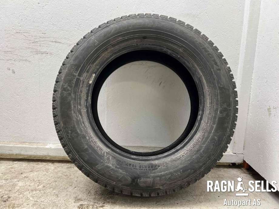 Dekk vinter piggfri til Toyota RAV4 2000-2006 (Type II) (FALKEN|215/65R16|)