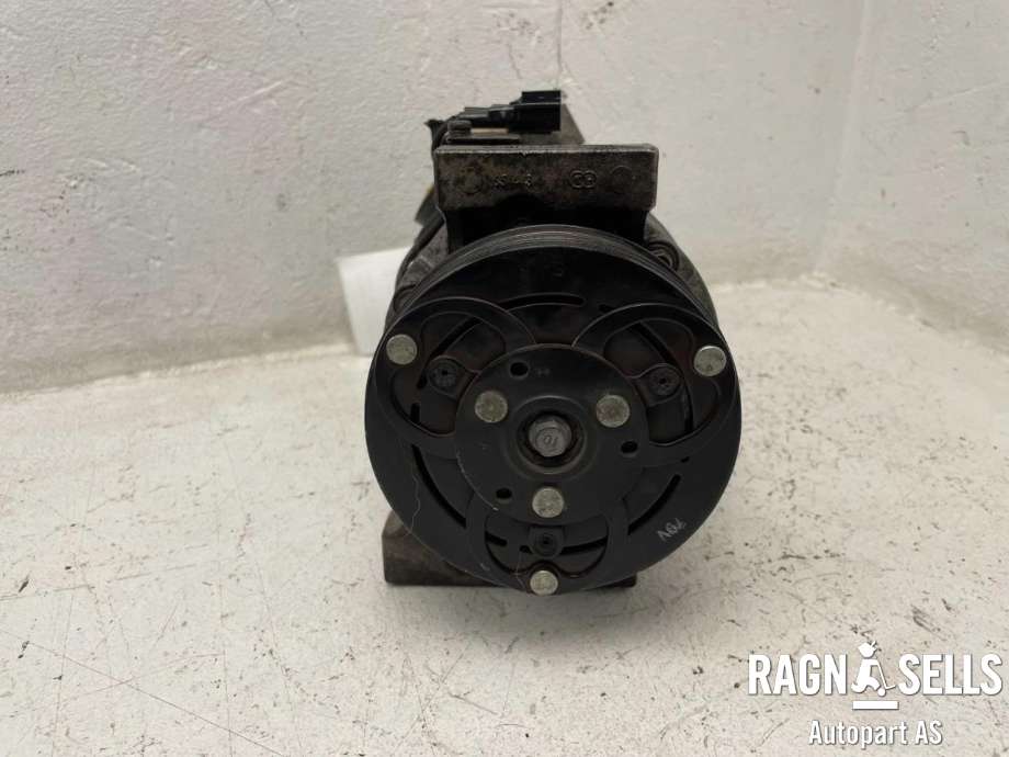 Aircondition kompressor til Volvo XC70 2008-2013 (Type II, Fase 1) (36011309|30780443|31250519|31291135|31305833|36000231|36000331|36000456|36001373|36002113|36002425|36002585|36002747|36051063)