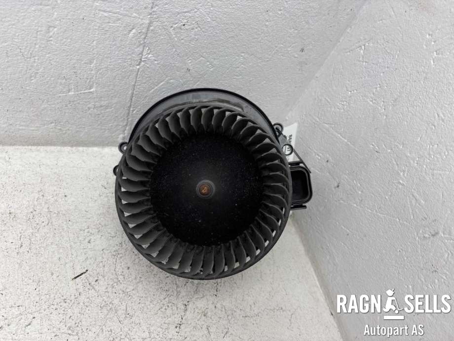 Varmeapparat motor til BMW 3-Serie 2012-2018 (F30/F31/F34) (F30/F31/F34) (64 11 9 350 395|)