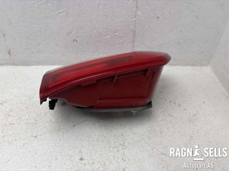 Baklykt venstre indre til Kia Sportage 2010-2016 (Type III) (924053W010|)