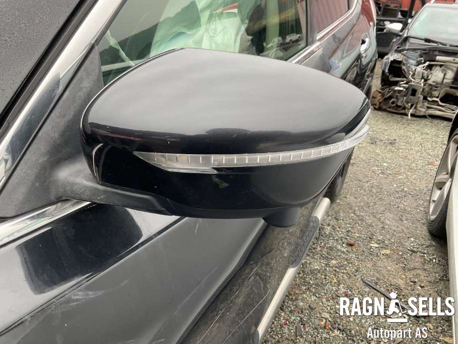 Speil venstre til Nissan X-Trail 2014-2022 (T32) (T32) (963024CC8A|)