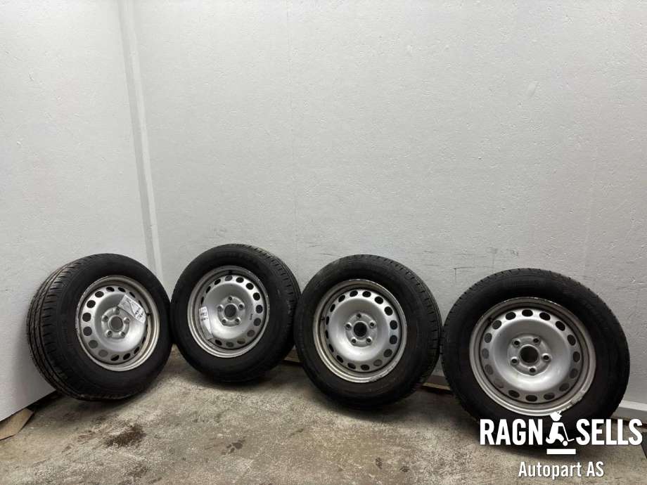Hjulsett stål sommer til VW Caddy 2020-->> (Type IV)  (POINT|5X112/ET48/57.1|195/65R15 91V|)