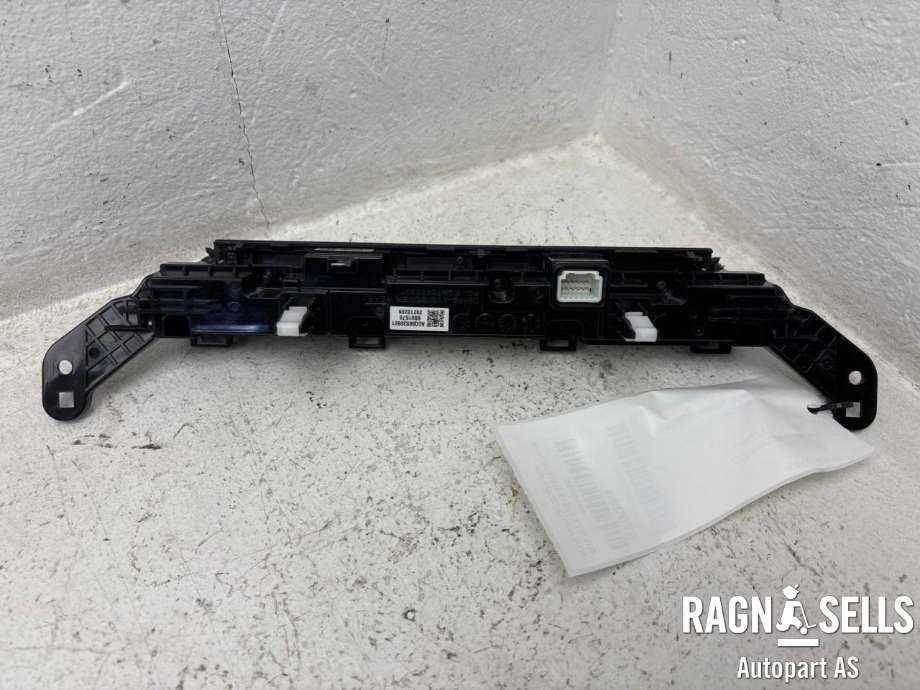 Bilstereo betjeningspanel til Kia Niro 2021-->>  (96540G5300WK|)