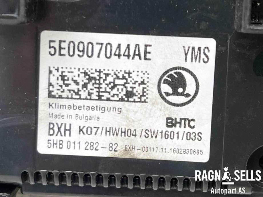 Varmeapparat betjening til Škoda Octavia 2017-2020 (Type III, Fase 2)  (5E0 907 044 AE|5HB01128282|)
