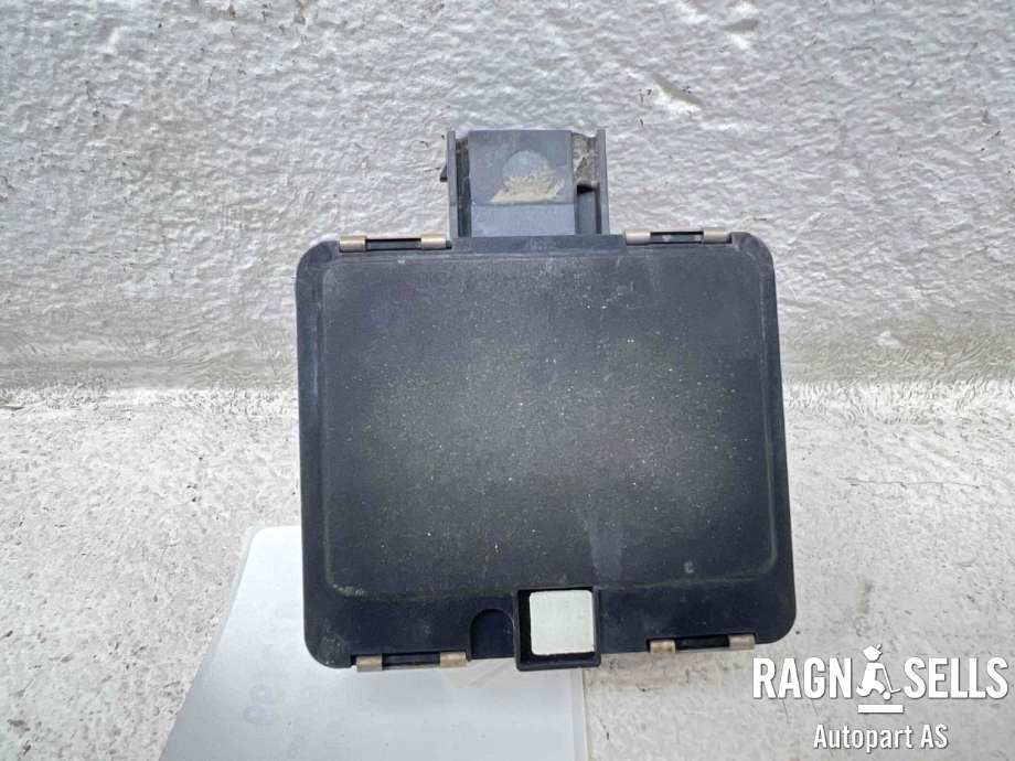 Sensor radar til Škoda Octavia 2017-2020 (Type III, Fase 2) (BOSCH|5Q0 907 561 K|0203300966|5Q0907572K)