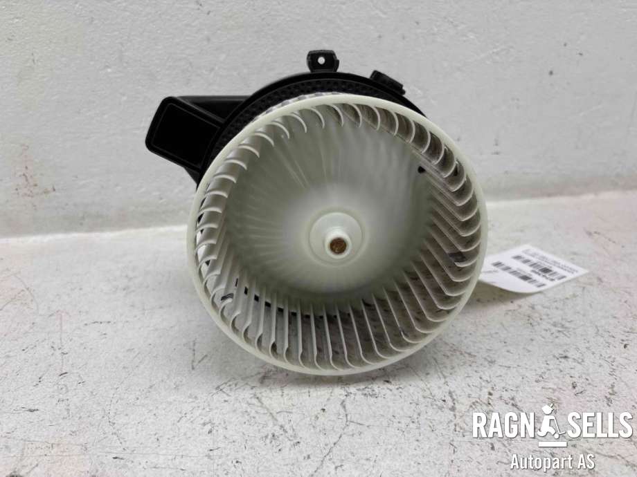 Varmeapparat motor til Volvo V60 / V60 CC 2018-->> (Type II)  (BOSCH|32241017||819855|980145746|31407724|31455691|31497372|32392343|0 130 309 504|DG576008|F011500123|53FU02353091)