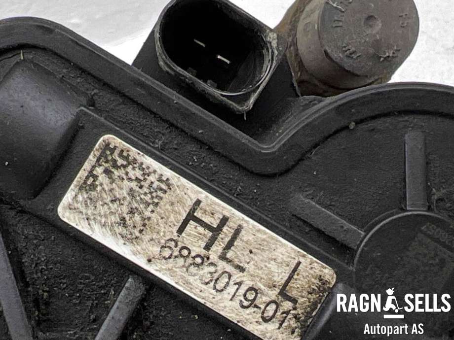 Bremsecaliper venstre bak, elektrisk til BMW i3 2013-2022  (34 20 6 883 026|34 21 6 860 008|)