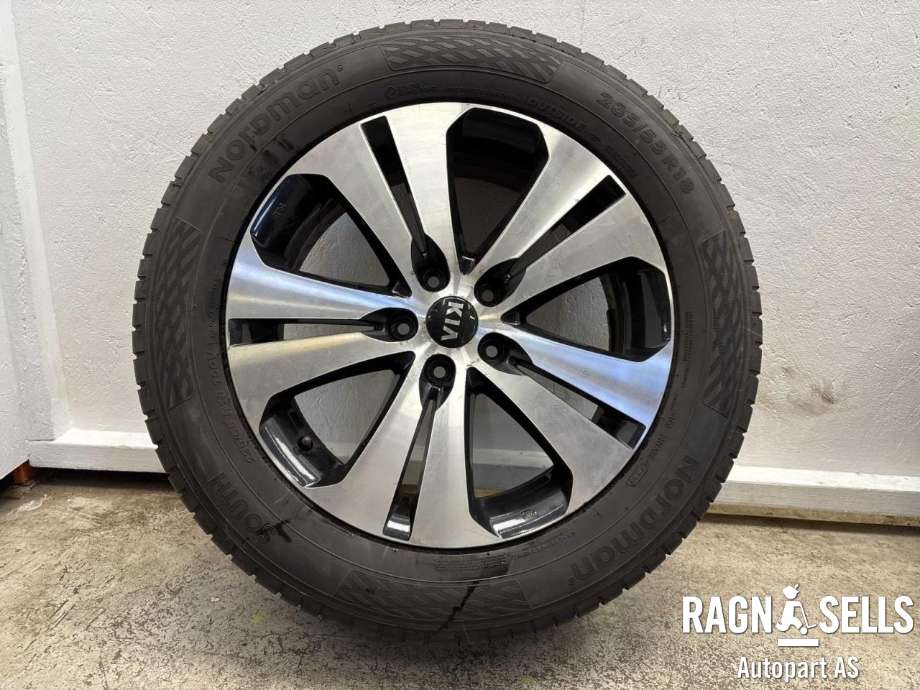 Hjulsett aluminium sommer til Kia Sportage 2010-2016 (Type III) (NORDMAN|5X114.3/ET40.5/67.1|235/55R18 100V|52910-3U350)